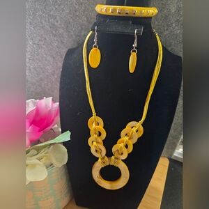 Yellow Jewelry Set with Necklace, Earrings, and Bracelet